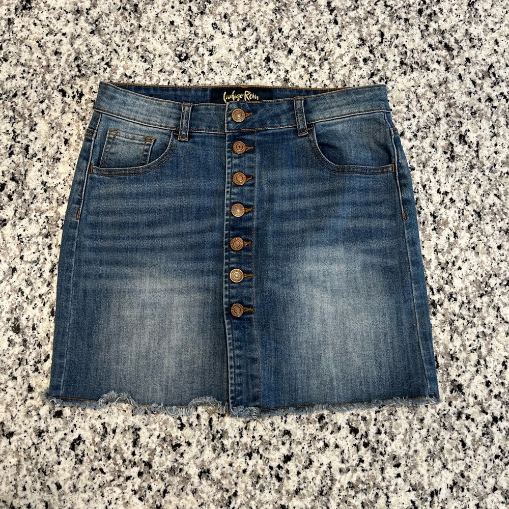 Indigo Rein Stretchy Medium Wash Denim Short Skirt with Buttons, Juniors Size 3